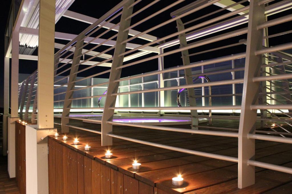 Hotel Aquila D'Oro Мисано Адриатико Екстериор снимка